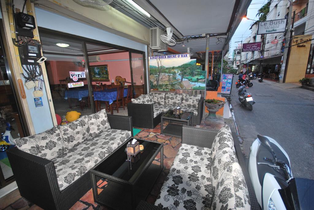 פאטאיה Kingfisher House & Bar מראה חיצוני תמונה
